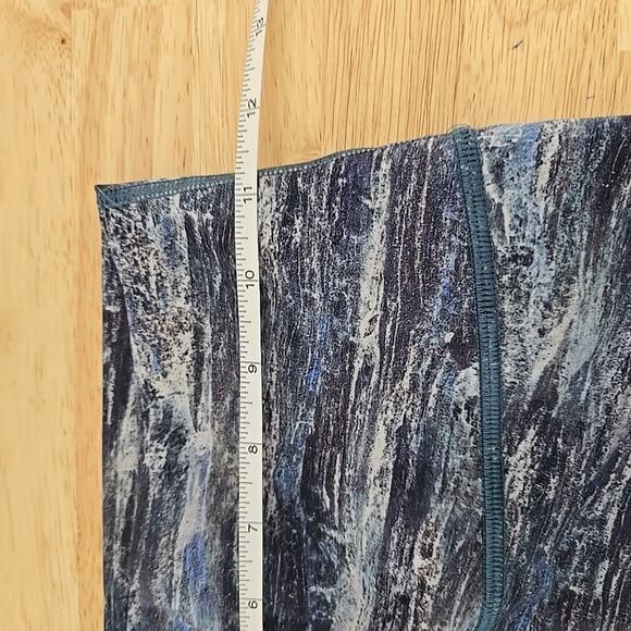 Lululemon Wunder Under Hi-Rise 7/8‎ Tight Full-On Luxtreme 26" Womens Size 4 - Picture 4 of 8